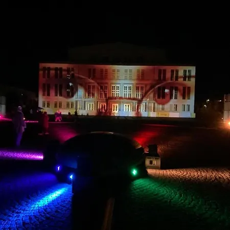 Zentrum Mit Tiefgarage