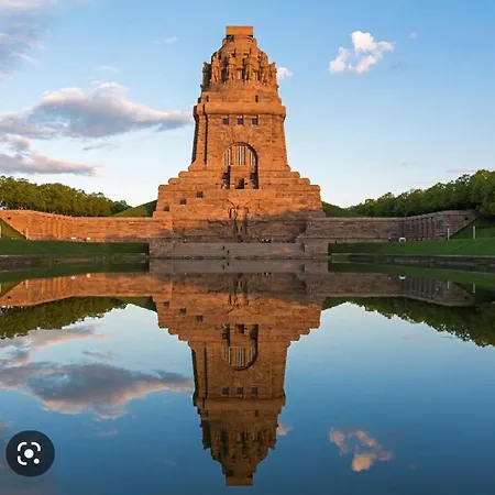 Zentrum Mit Tiefgarage Διαμέρισμα