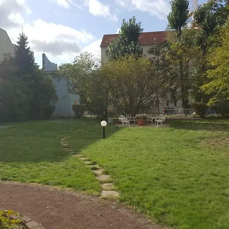 Zentrum Mit Tiefgarage Apartman Lipcse