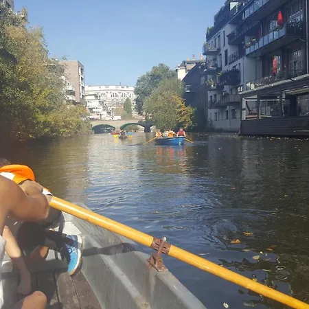 Zentrum Mit Tiefgarage Λειψία